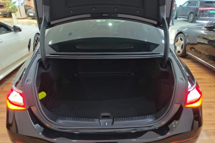 Used Mercedes-Benz E-Class 2025 E 300 L Stylish Model Trunk