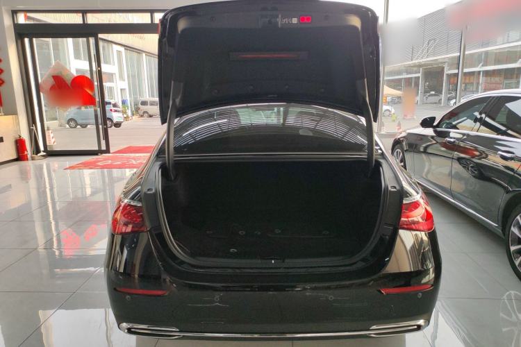 Used Mercedes-Benz E-Class 2025 E 300 L Stylish Model Trunk