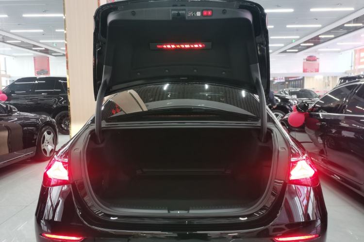 Used Mercedes-Benz E-Class 2025 E 300 L Luxury Model Trunk