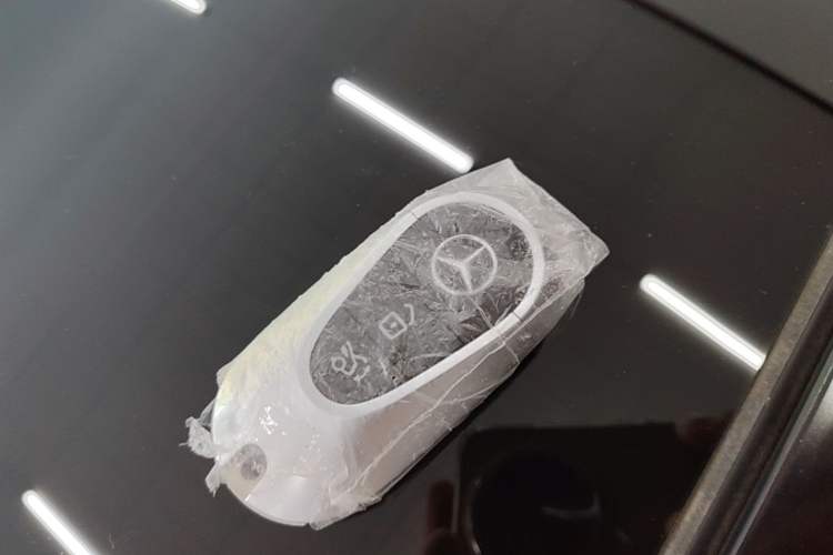 Used Mercedes-Benz E-Class 2025 E 260 L Vehicle Key