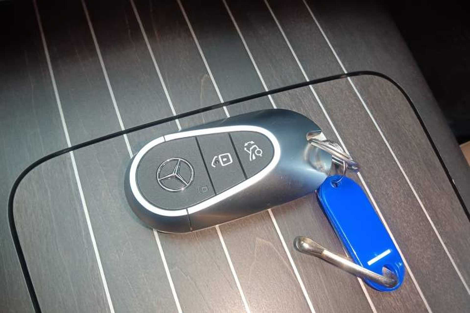 Used Mercedes-Benz E-Class 2025 Facelift E 300 L Fashion Edition Vehicle Key