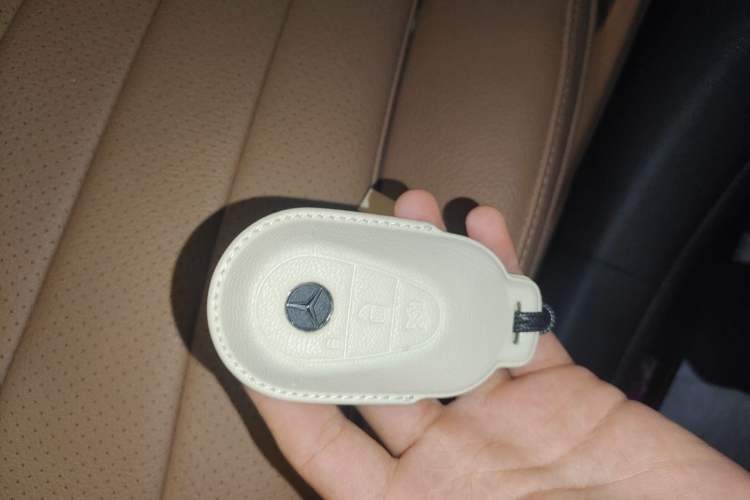 Used Mercedes-Benz E-Class 2025 E 300 L Luxury Model Vehicle Key