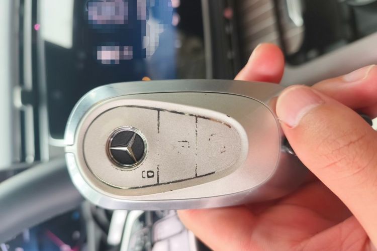 Used Mercedes-Benz E-Class 2025 Facelift E 300 L Fashion Edition Vehicle Key