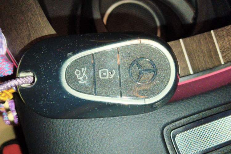 Used Mercedes-Benz E-Class 2025 Facelift E 300 L Fashion Edition Vehicle Key