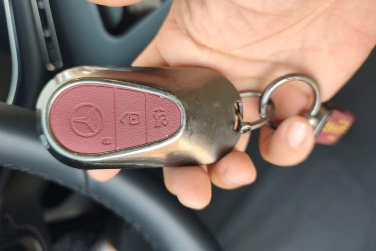 Used Mercedes-Benz E-Class 2025 E 260 L Vehicle Key