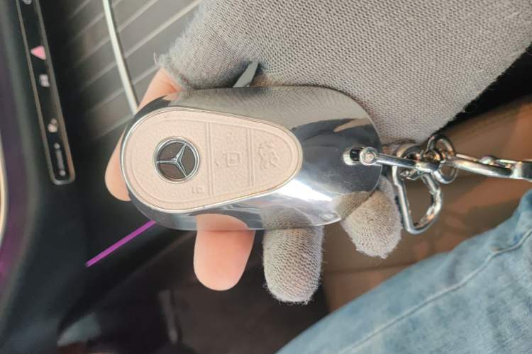 Used Mercedes-Benz E-Class 2025 E 300 L Luxury Model Vehicle Key