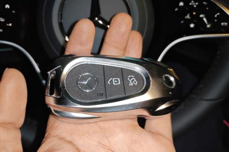 Used Mercedes-Benz E-Class 2025 E 300 L Luxury Model Vehicle Key