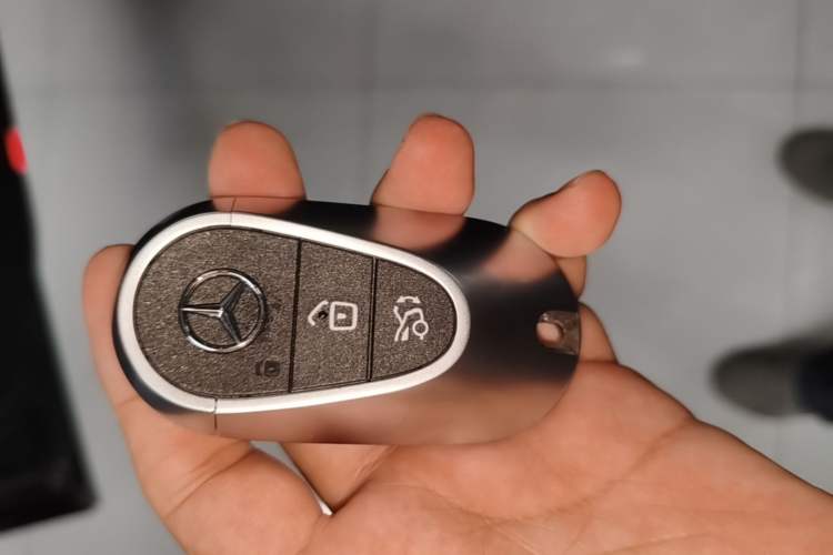 Used Mercedes-Benz E-Class 2025 Year Restyled E 260 Sport Edition Vehicle Key