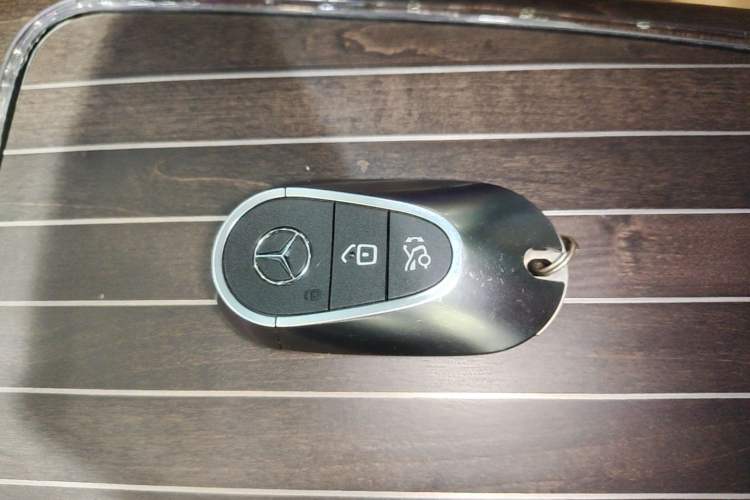 Used Mercedes-Benz E-Class 2025 E 300 L Luxury Model Vehicle Key