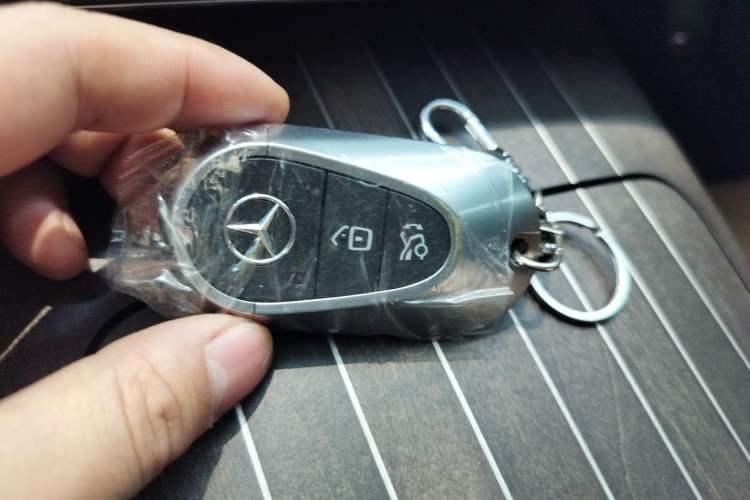 Used Mercedes-Benz E-Class 2025 E 300 L Luxury Model Vehicle Key