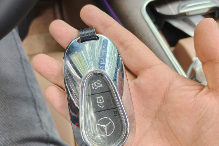 Used Mercedes-Benz E-Class 2025 Facelift E 300 L Luxury Edition Vehicle Key