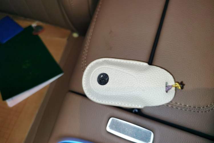 Used Mercedes-Benz E-Class 2025 E 300 L Luxury Model Vehicle Key