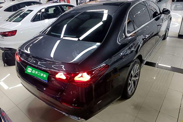 Used Mercedes-Benz E-Class 2025 E 300 L Stylish Model Rear Right 45 Deg