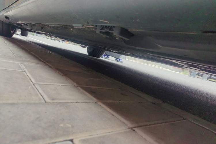 Used Mercedes-Benz E-Class 2025 E 300 L Luxury Model Chassis Rear Left