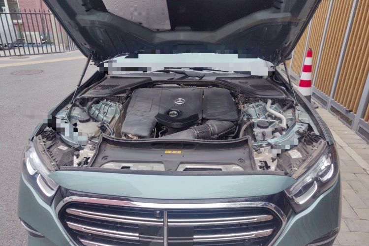Used Mercedes-Benz E-Class 2025 E 300 L Luxury Model Engine Bay