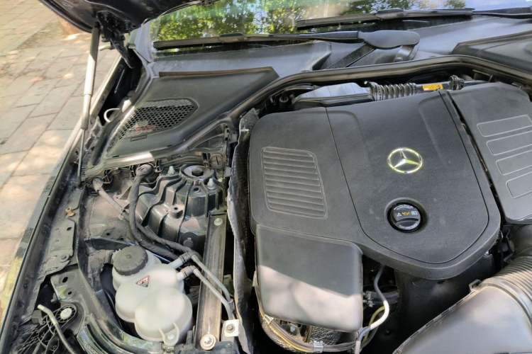 Used Mercedes-Benz E-Class 2025 E 300 L Stylish Model Engine Bay Right