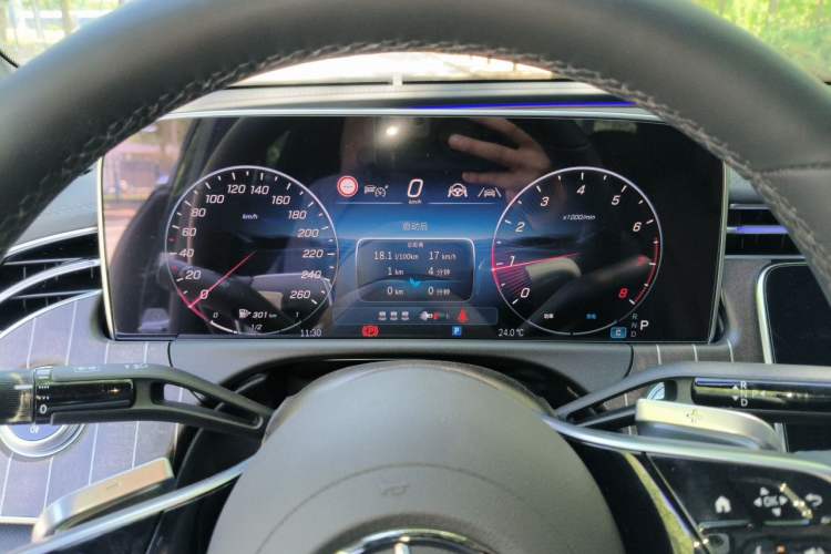 Used Mercedes-Benz E-Class 2025 E 300 L Stylish Model Instrument Cluster