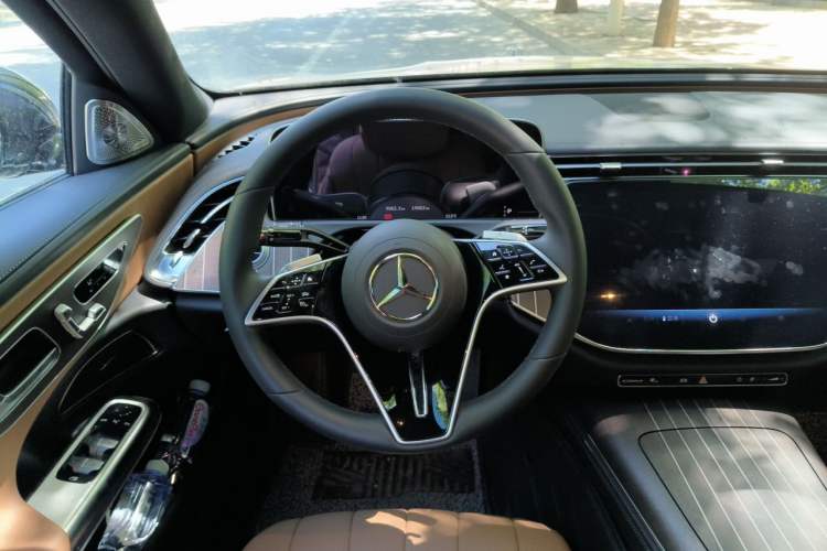 Used Mercedes-Benz E-Class 2025 E 300 L Stylish Model Steering Wheel