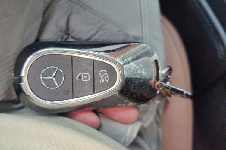 Used Mercedes-Benz E-Class 2025 E 300 L Luxury Model Vehicle Key