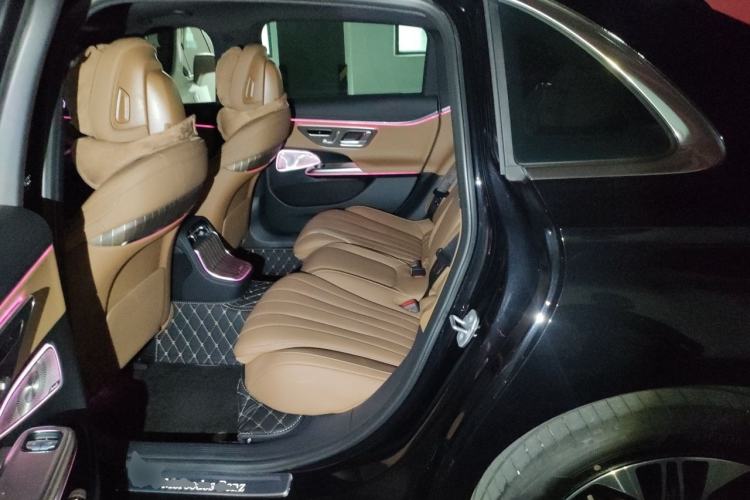 Used Mercedes-Benz E-Class 2025 Facelift E 300 L Luxury Edition Left Rear Seat