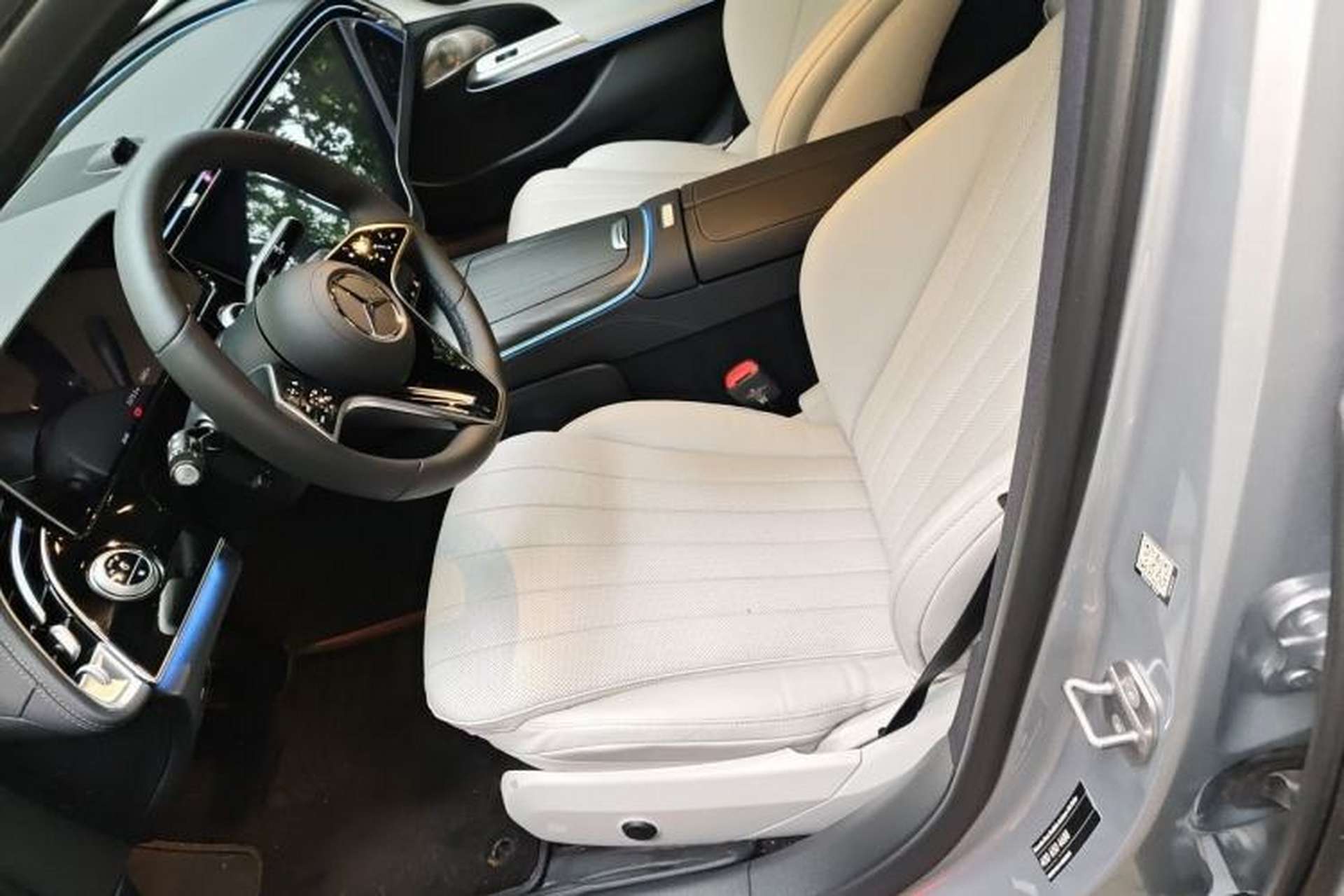 Used Mercedes-Benz E-Class 2025 Facelift E 300 L Luxury Edition Left Front Seat