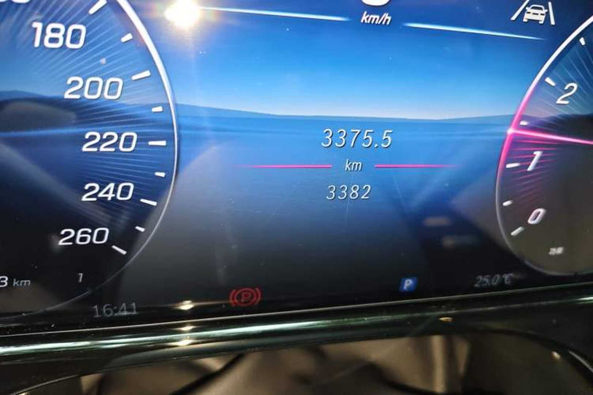 Used Mercedes-Benz E-Class 2025 Facelift E 300 L Luxury Edition Odometer Close Up
