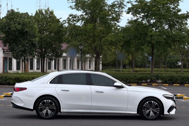 Used Mercedes-Benz E-Class 2025 E 260 L Sport Edition Exterior 4
