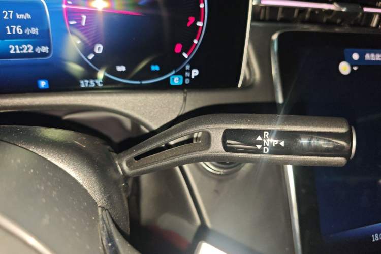 Used Mercedes-Benz E-Class 2025 Year Restyled E 260 Sport Edition Gear Lever