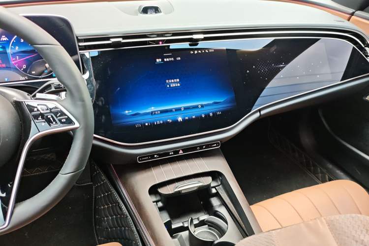 Used Mercedes-Benz E-Class 2026 E 300 L Luxury Audio And AC Panel