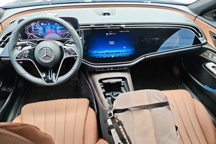 Used Mercedes-Benz E-Class 2026 E 300 L Luxury Center Console