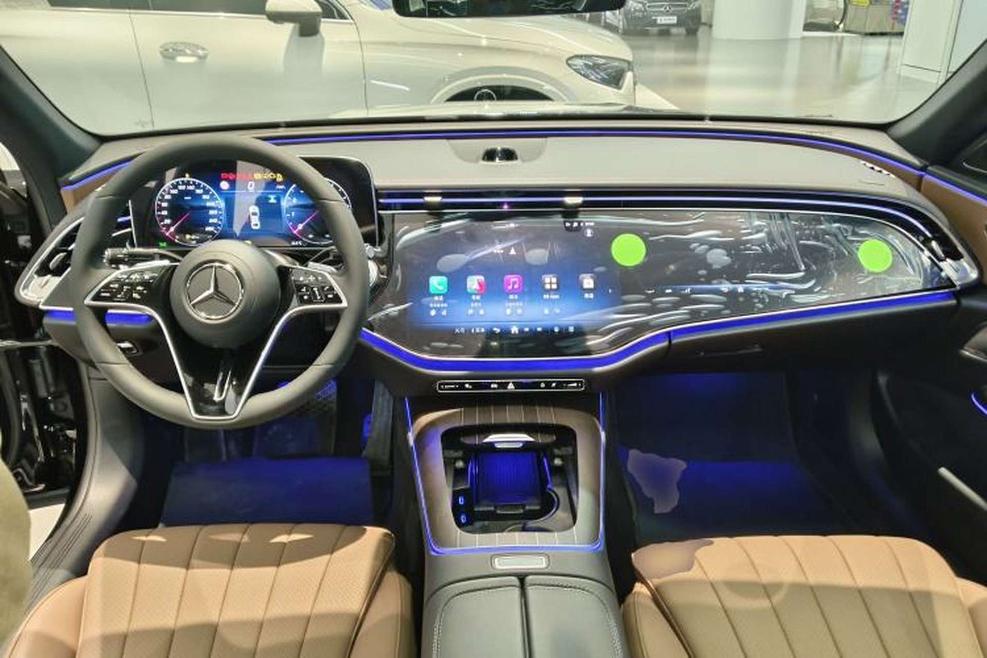 Used Mercedes-Benz E-Class 2026 E 300 L Luxury Center Console