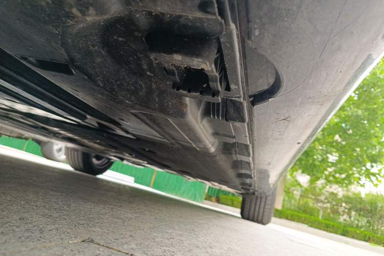 Used Mercedes-Benz E-Class 2026 E 260 L Chassis Front Left