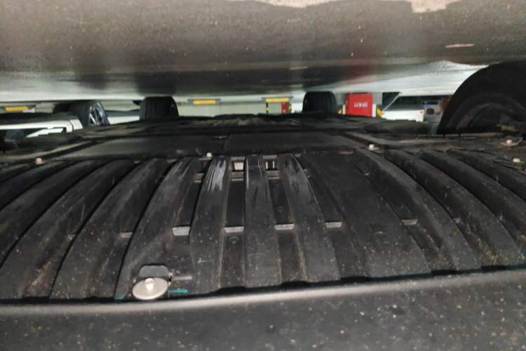 Used Mercedes-Benz E-Class 2026 E 300 L Luxury Chassis Front