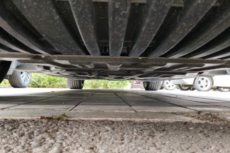 Used Mercedes-Benz E-Class  Chassis Front