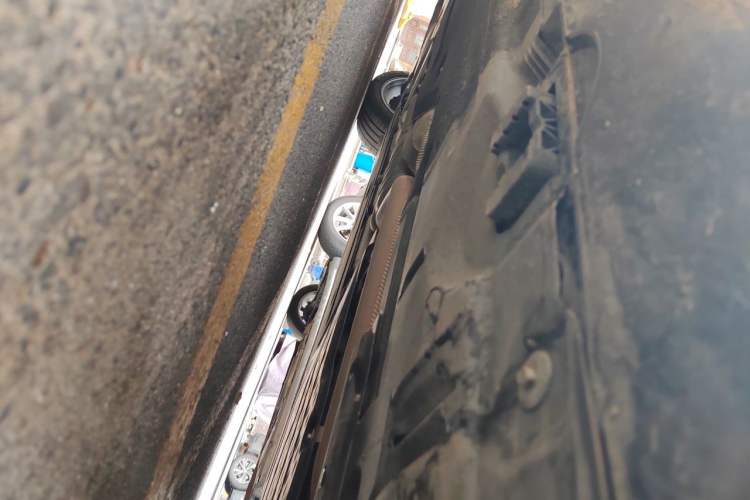Used Mercedes-Benz E-Class 2026 E 300 L Luxury Chassis Front Right