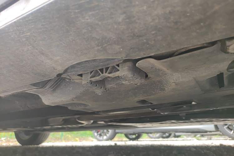Used Mercedes-Benz E-Class 2026 E 260 L Chassis Front Right