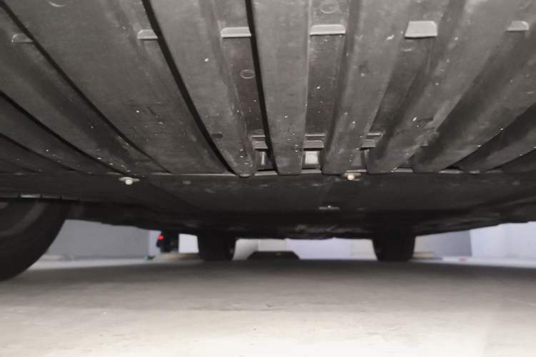 Used Mercedes-Benz E-Class 2026 E 300 L Luxury Chassis Front