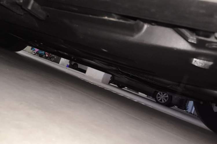 Used Mercedes-Benz E-Class 2026 E 300 L Luxury Chassis Rear Left