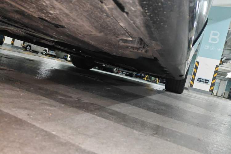 Used Mercedes-Benz E-Class 2026 E 300 L Luxury Chassis Rear Right