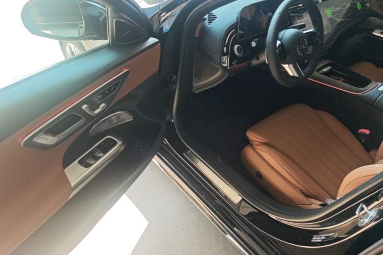 Used Mercedes-Benz E-Class 2026 Model Facelifted E 300 L Fashion Version Driver Seat