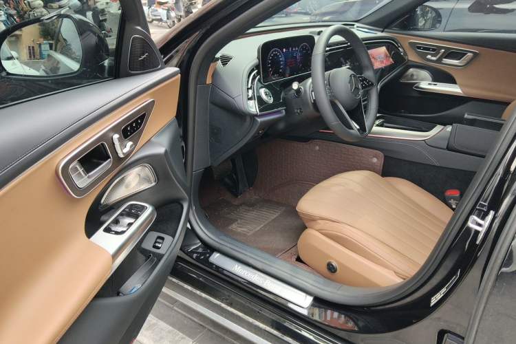 Used Mercedes-Benz E-Class  Driver Seat