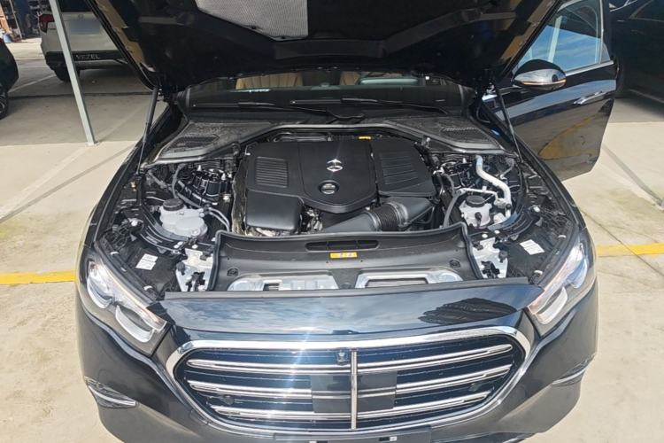 Used Mercedes-Benz E-Class 2026 Model, Restyled E 300 L Luxury Version Engine Bay