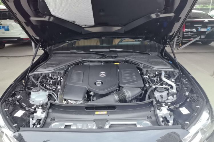 Used Mercedes-Benz E-Class 2026 Model, Restyled E 300 L Luxury Version Engine Bay
