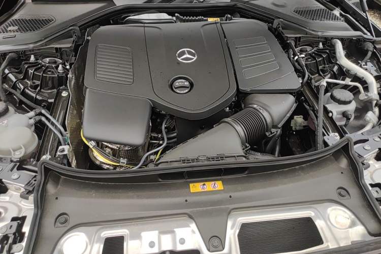 Used Mercedes-Benz E-Class 2026 E 260 L Engine Bay