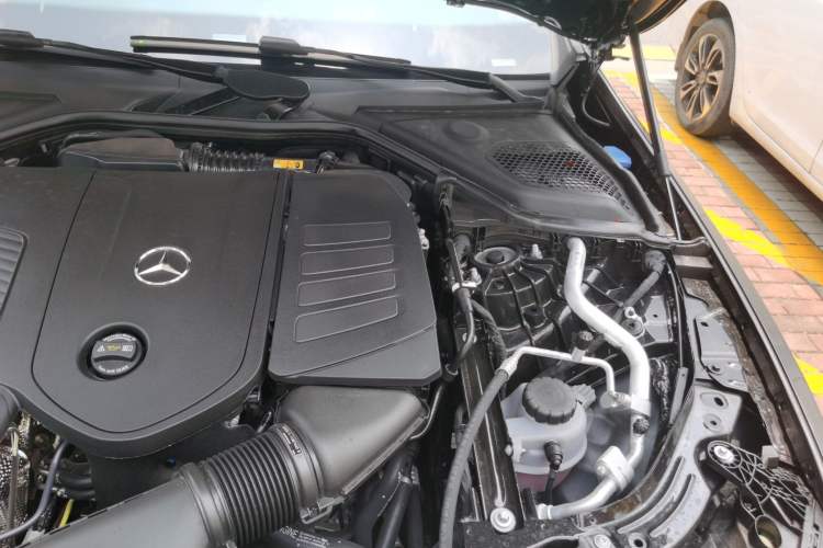 Used Mercedes-Benz E-Class 2026 E 260 L Classic Edition Engine Bay Left