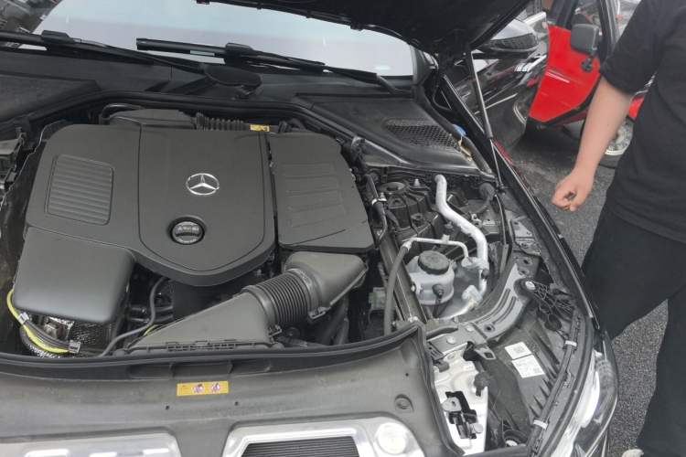 Used Mercedes-Benz E-Class 2026 E 300 L Luxury Engine Bay Left