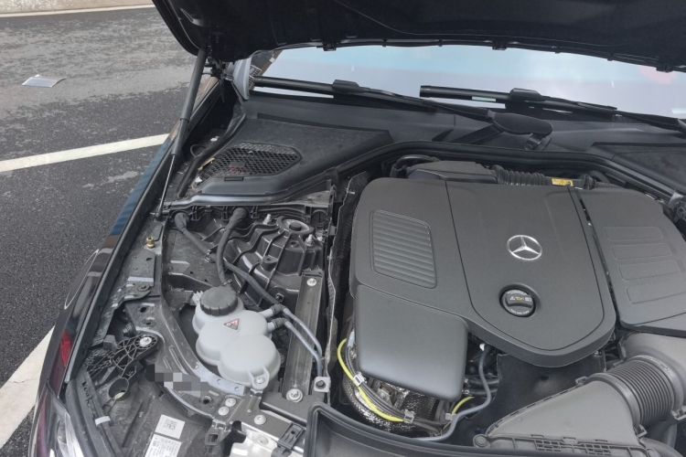 Used Mercedes-Benz E-Class 2026 E 300 L Luxury Engine Bay Right