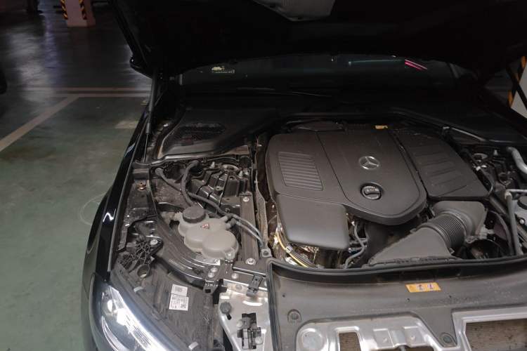 Used Mercedes-Benz E-Class 2026 E 260 L Classic Edition Engine Bay Right