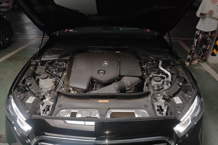 Used Mercedes-Benz E-Class 2026 E 260 L Classic Edition Engine Bay