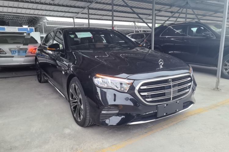 Used Mercedes-Benz E-Class 2026 Model, Restyled E 300 L Luxury Version Exterior 1